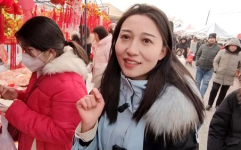 新疆小姐姐微信,探寻丝路风情，共享美好时光