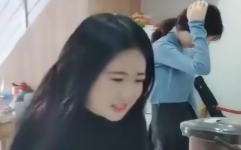 搞笑作死小视频小姐姐,小姐姐的欢乐日常大揭秘