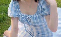 Yuliya小姐姐,魅力四溢的时尚达人